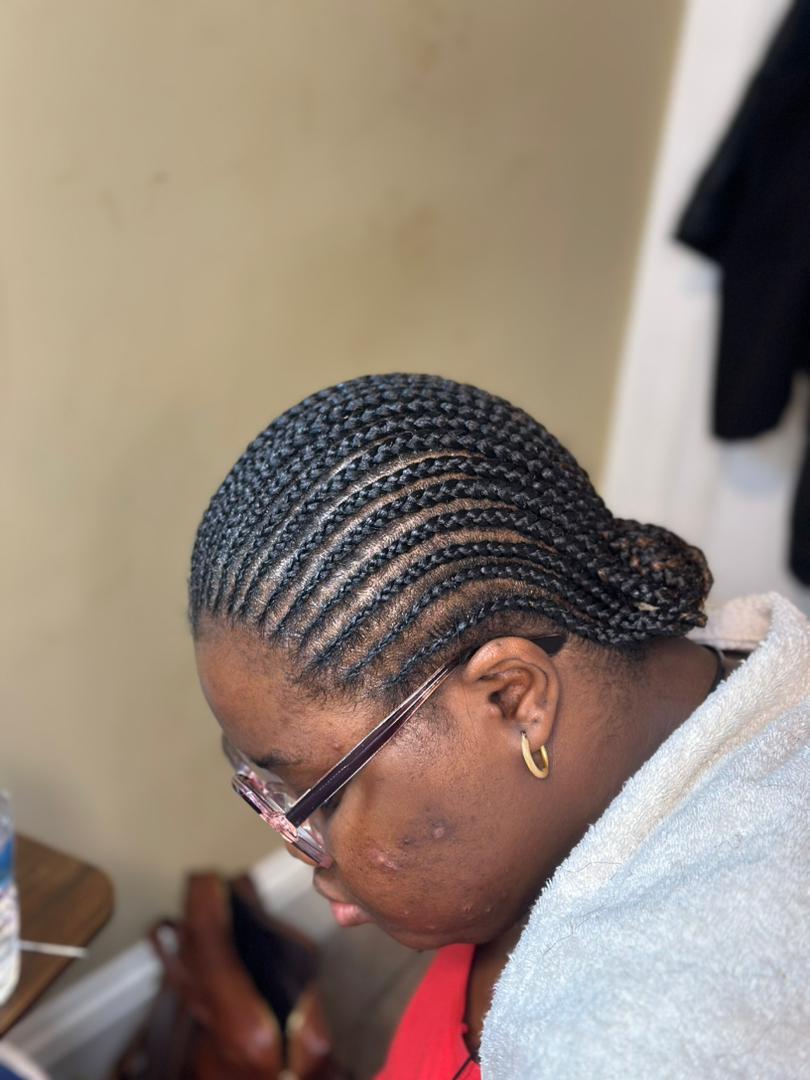 Natural weaving/cornrows